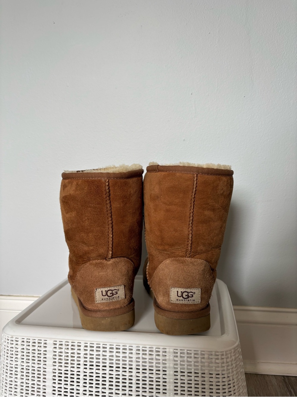 UGG Short Shearling Boots in Chestnut Brown